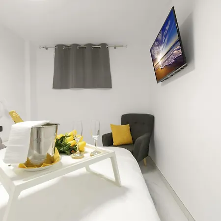 The White Corner By Homestaygrancanaria Apartment